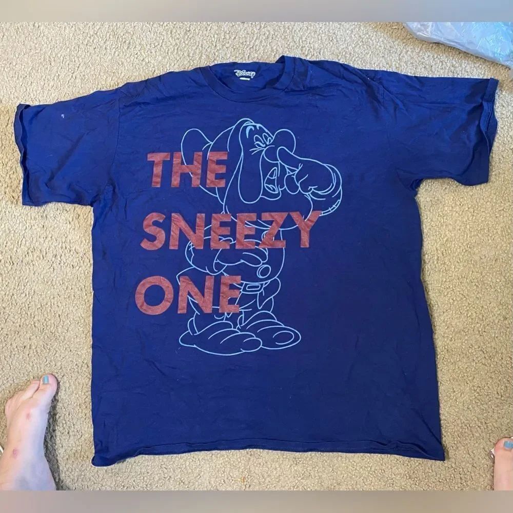 Disney Seven Dwarfs Sneezy Tshirt